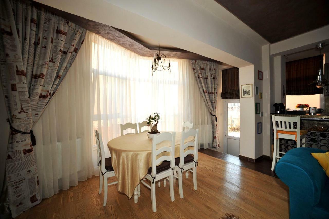 Classic Apartment Brașov Exterior foto